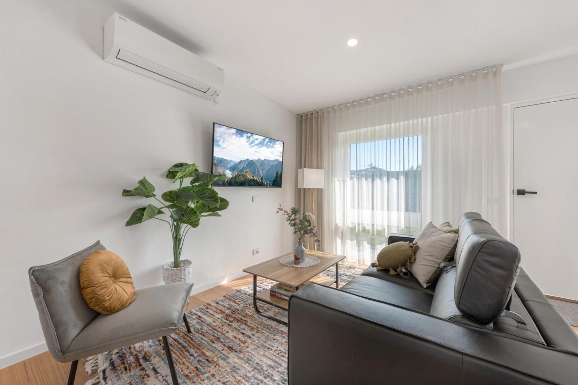 Comfy Studio With Shared Backyard Near Racecourse Carnegie Buitenkant foto